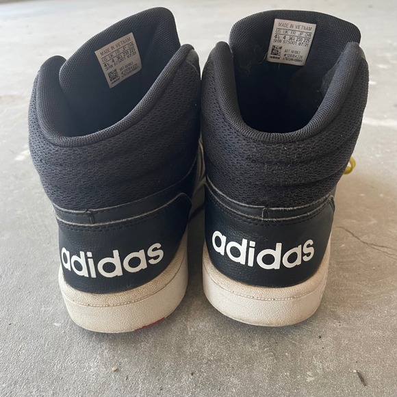 Adidas Shoes Men 4.5 Hoops MID sneakers Black White Basketball neon laces - Picture 7 of 11